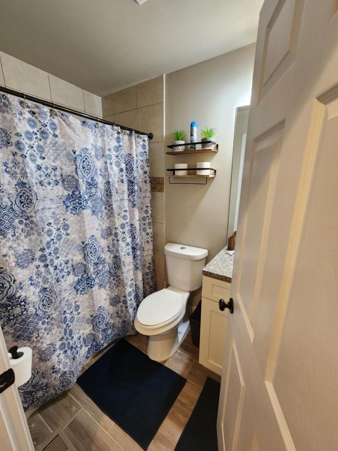 Spacious Newly Renovated Home Атланта Экстерьер фото